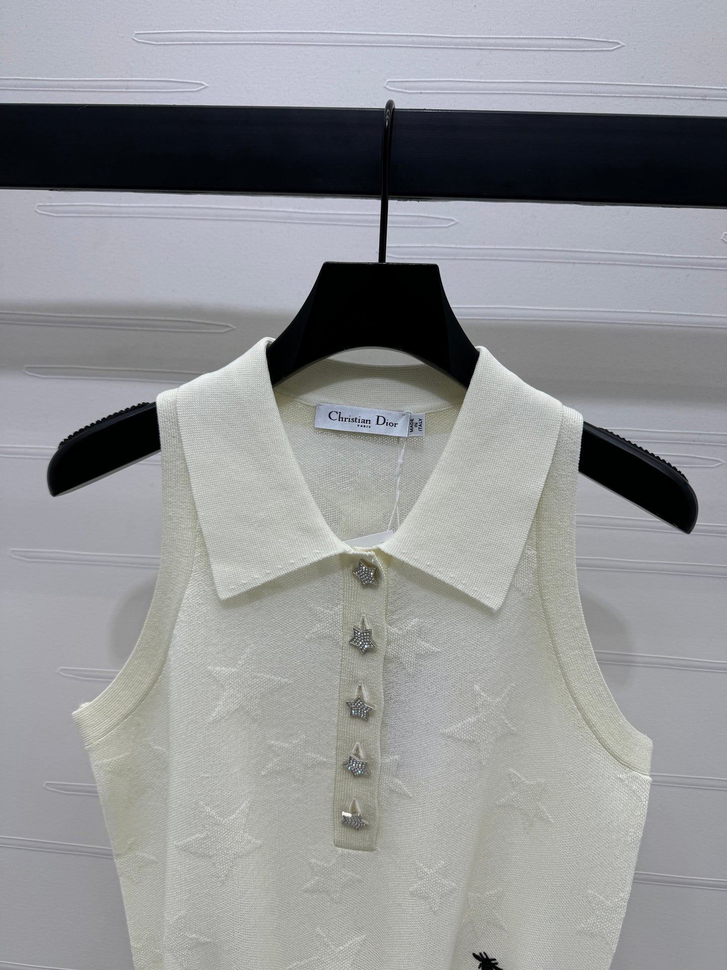 25 Lapel Knit Vest