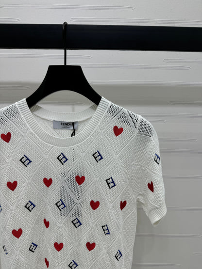 25 Cutout monogrammed knit short sleeves!