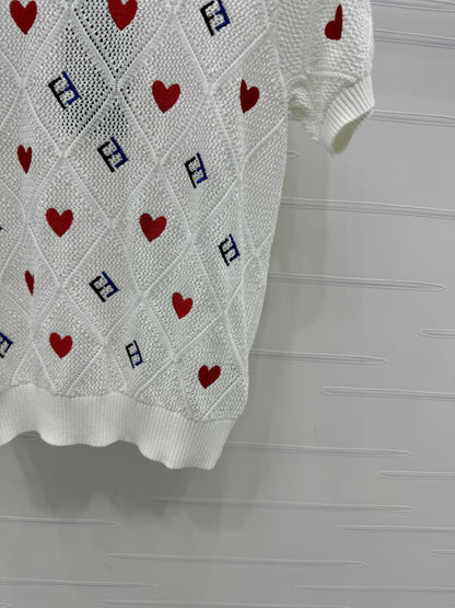 25 Cutout monogrammed knit short sleeves!