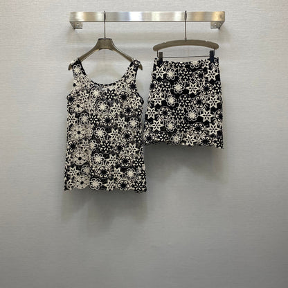 25  Embroidered Metal Button Embellished Design Vest Top Top Half Skirt Set