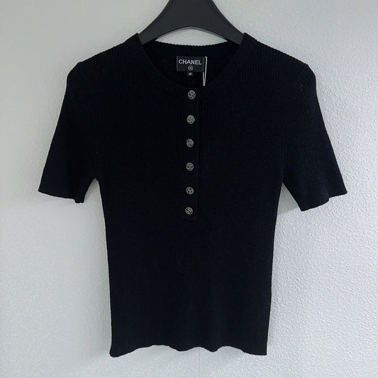 25 Crew neck logo button down short sleeve knit half cardigan