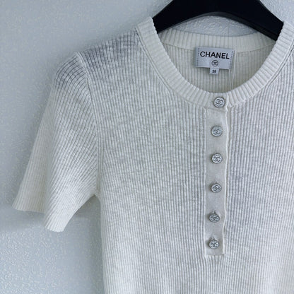 25 Crew neck logo button down short sleeve knit half cardigan