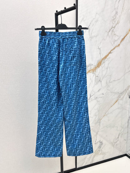 25 The latest classic spring and summer pattern casual suit with loose shirt + straight pants