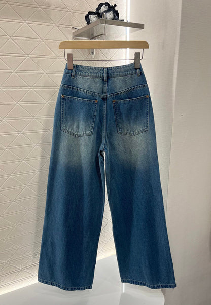 L 25 Small logo wide-leg jeans