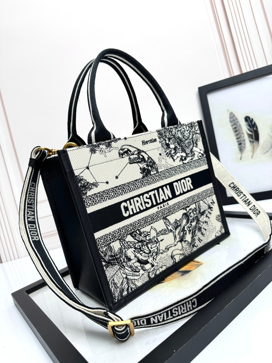 25 Embroidered Cowhide White Animal Small Crossbody Tote Bag