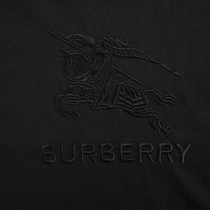 Short sleeves with knight's horse embroidery on the chest