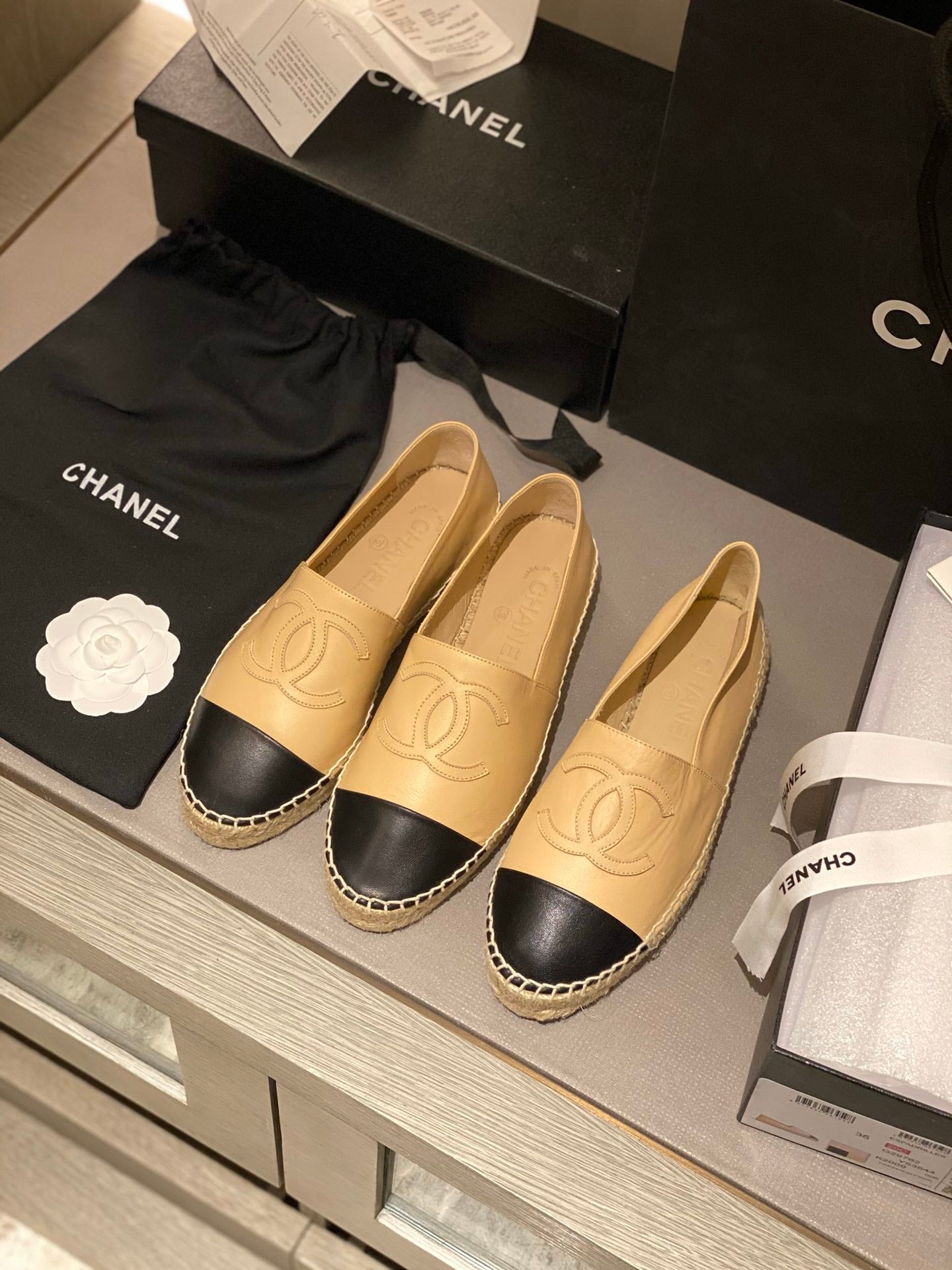 espadrilles beige black calfskin