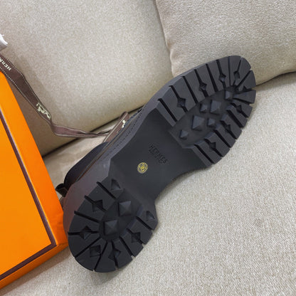 Short Boot Black Cowhide 348002