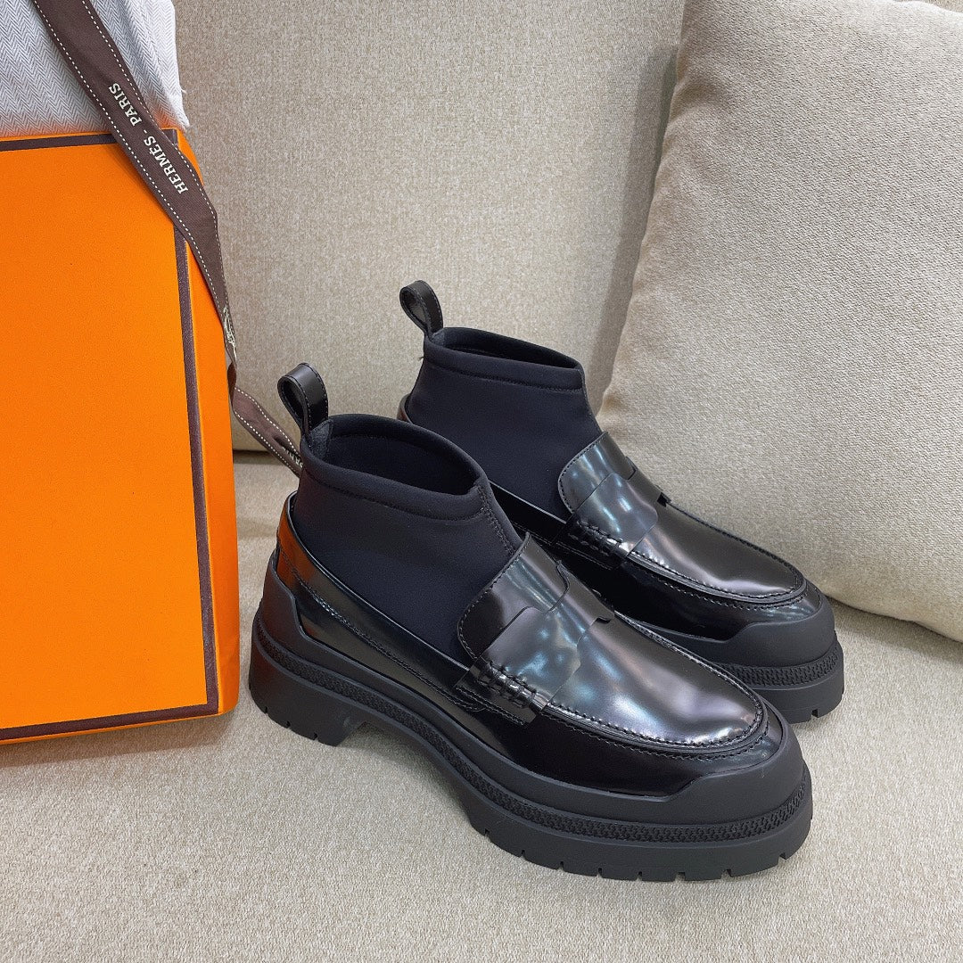 Short Boot Black Cowhide 348002