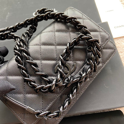 Classic Woc 20cm All Black Grained Calfskin