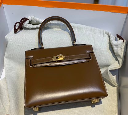 BAG IN CHOCOLATE BROWN SMOOTH CALFSKIN WITH GOLD HARDWARE (MADE - TO - ODER)