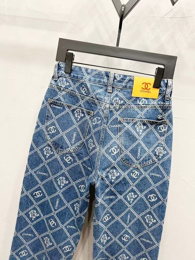 C Classic cross-chain camellia logo jeans