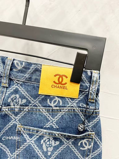 C Classic cross-chain camellia logo jeans