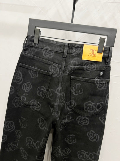 C Classic cross-chain camellia logo jeans