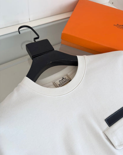 25SSGeometric leather pocket T-shirt