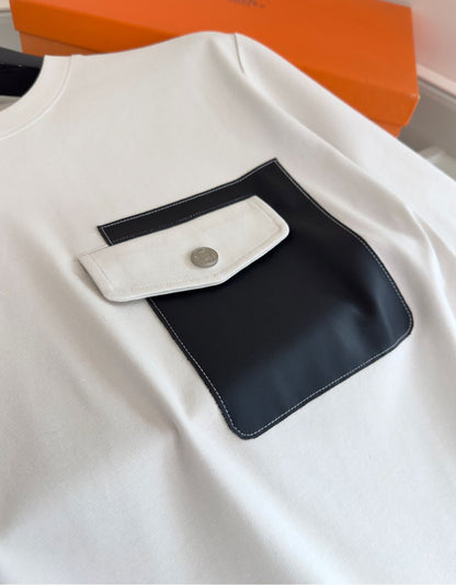 25SSGeometric leather pocket T-shirt