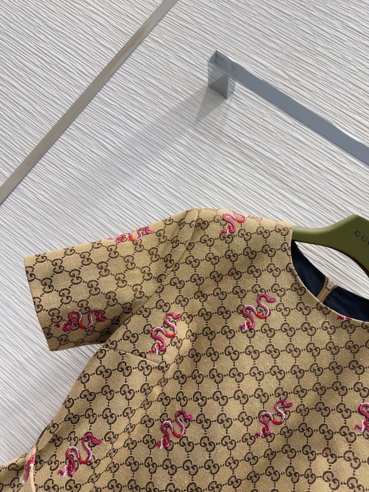 Embroidered jacquard fabric skirt