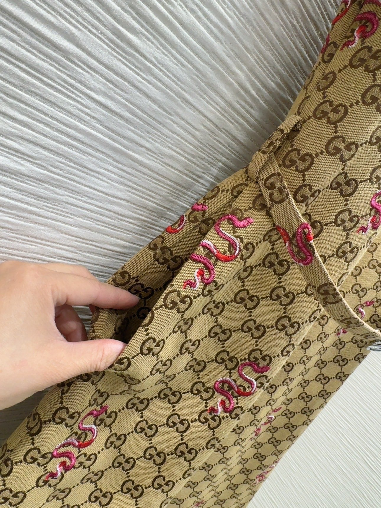 Embroidered jacquard fabric skirt