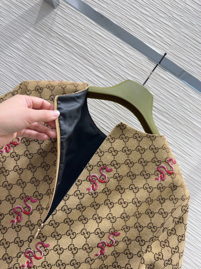 Embroidered jacquard fabric skirt