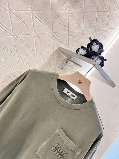 crew neck cropped pocket top