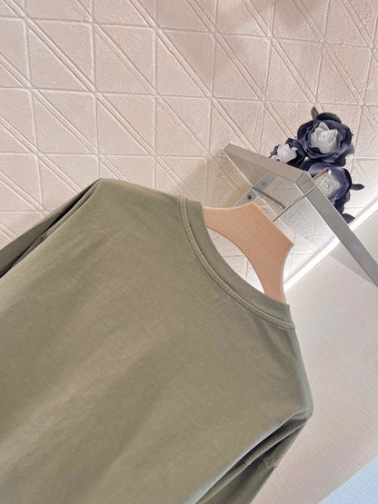 crew neck cropped pocket top