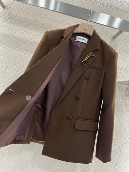lapel brooch blazer