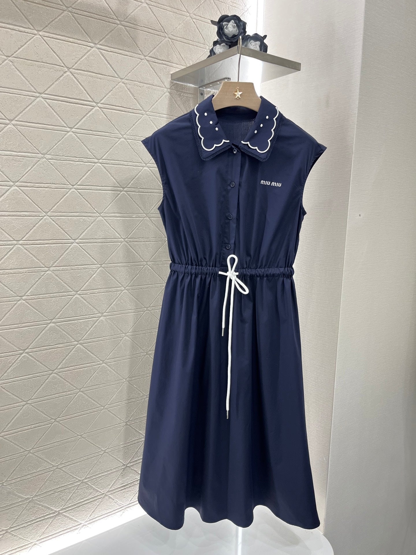 lace collar vest dress