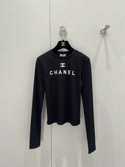 Letter embroidered slim fit bottoming long sleeves