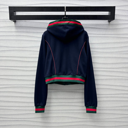 Chest embroidered square logo and webbing set