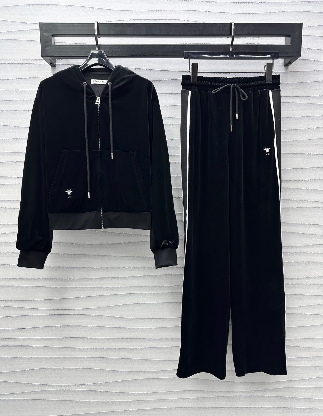 embroidered logo velvet suit