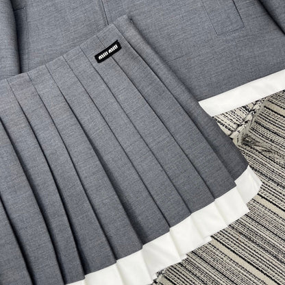 25th Spring Collection  new style white edge pleated short skirt