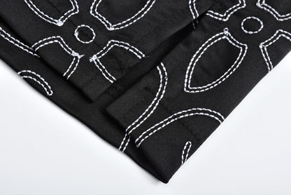 Arabesque boot thread embroidered short-sleeved shirt