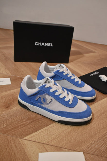 C Couple's casual shoes