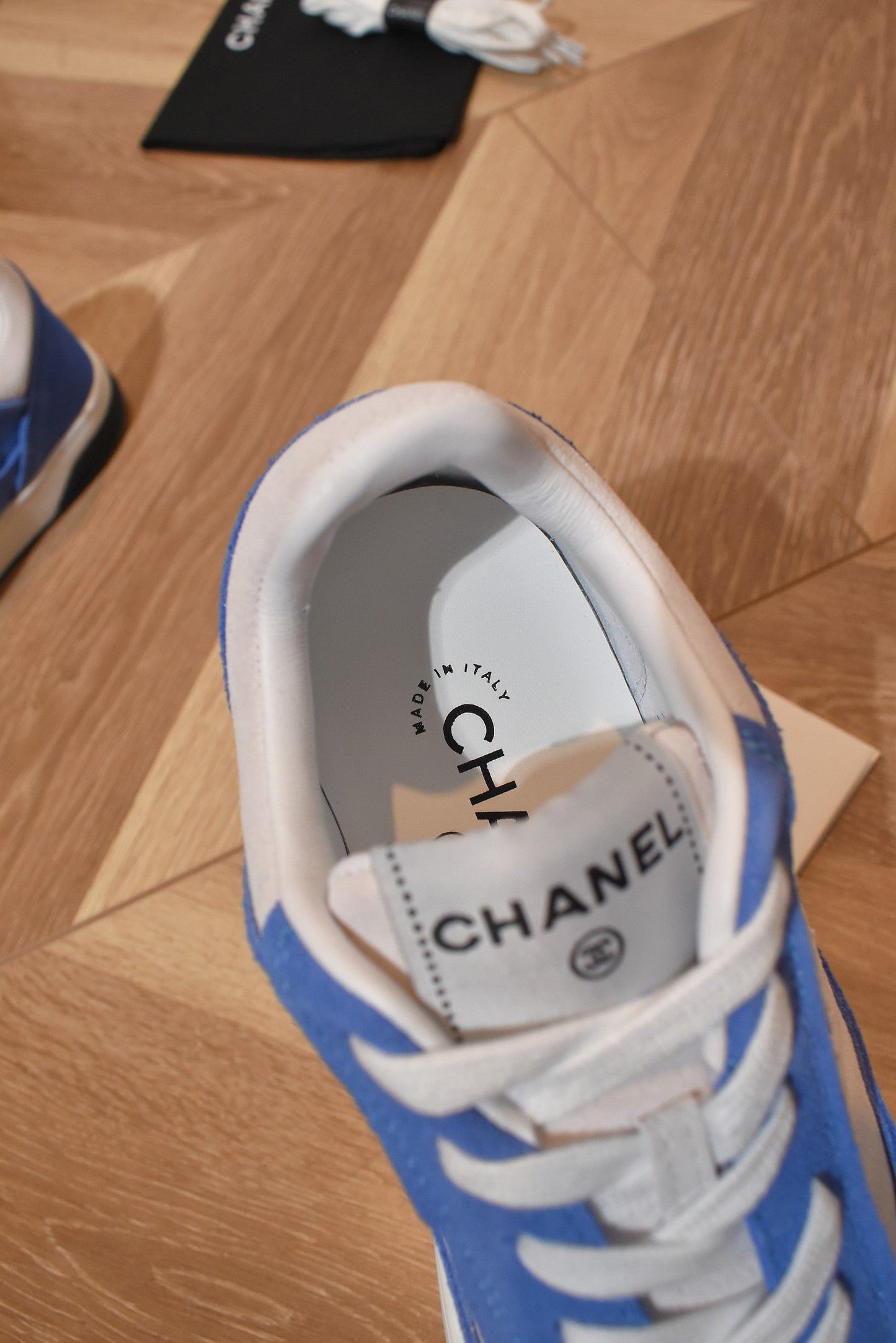 C Couple's casual shoes
