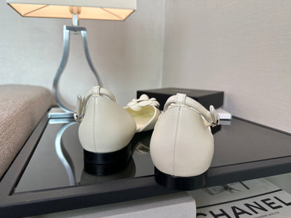 C 24 Camellia Sandals