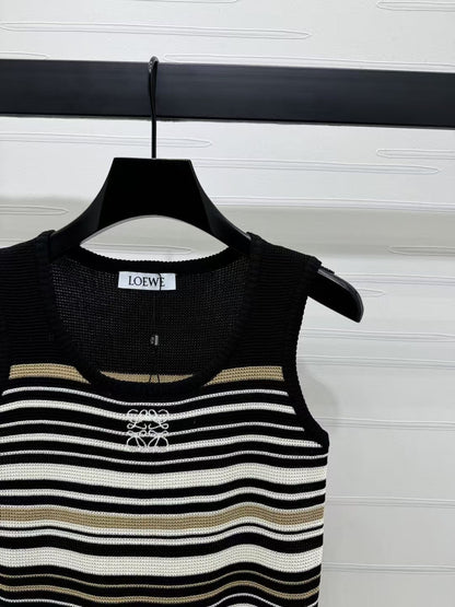 25 Spring/Summer U-neck striped knitted vest