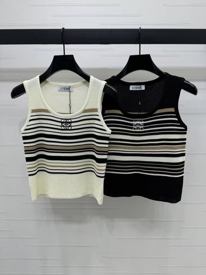 25 Spring/Summer U-neck striped knitted vest