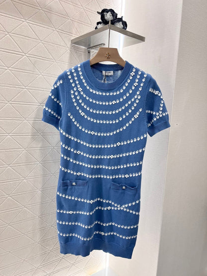 25ss Jacquard knit dress with pendant