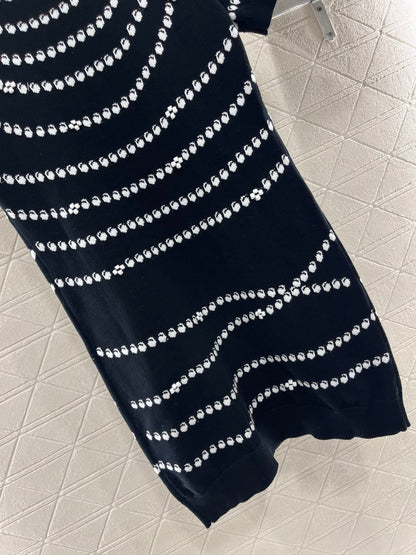 25ss Jacquard knit dress with pendant