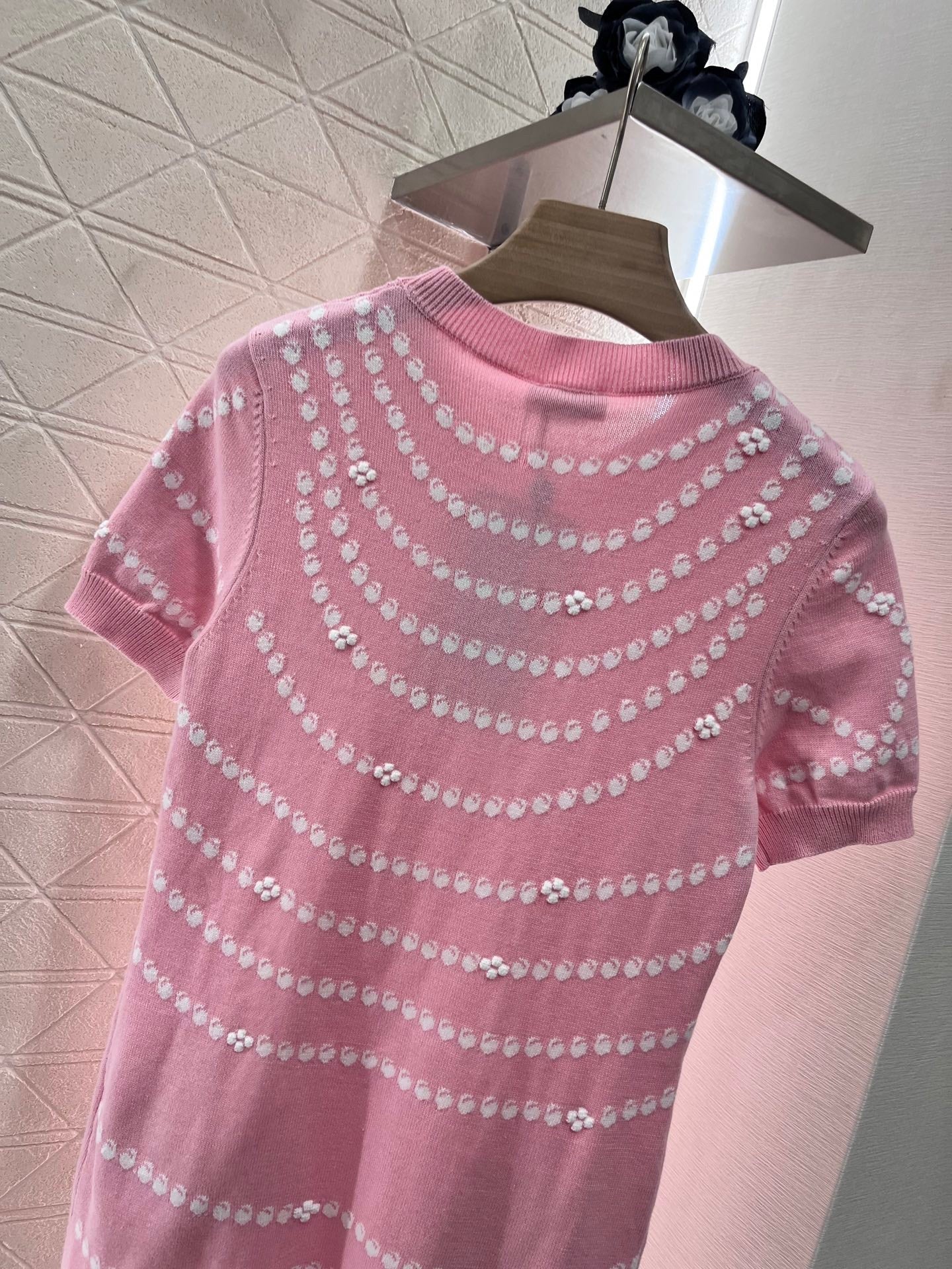 25ss Jacquard knit dress with pendant