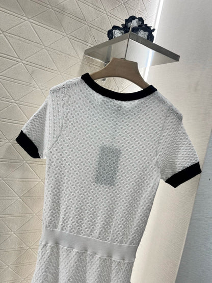 25SS new product  Round neck short sleeve dress