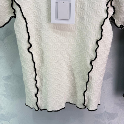 Double jacquard knit short-sleeved top