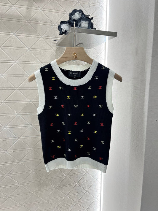 25SS 2025SS New Embroidered Knitted Vest Wool Material