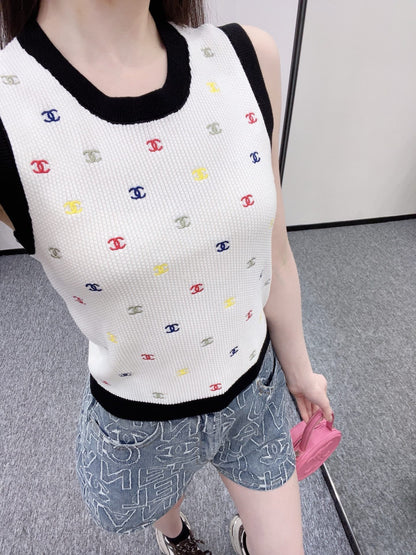 25SS 2025SS New Embroidered Knitted Vest Wool Material