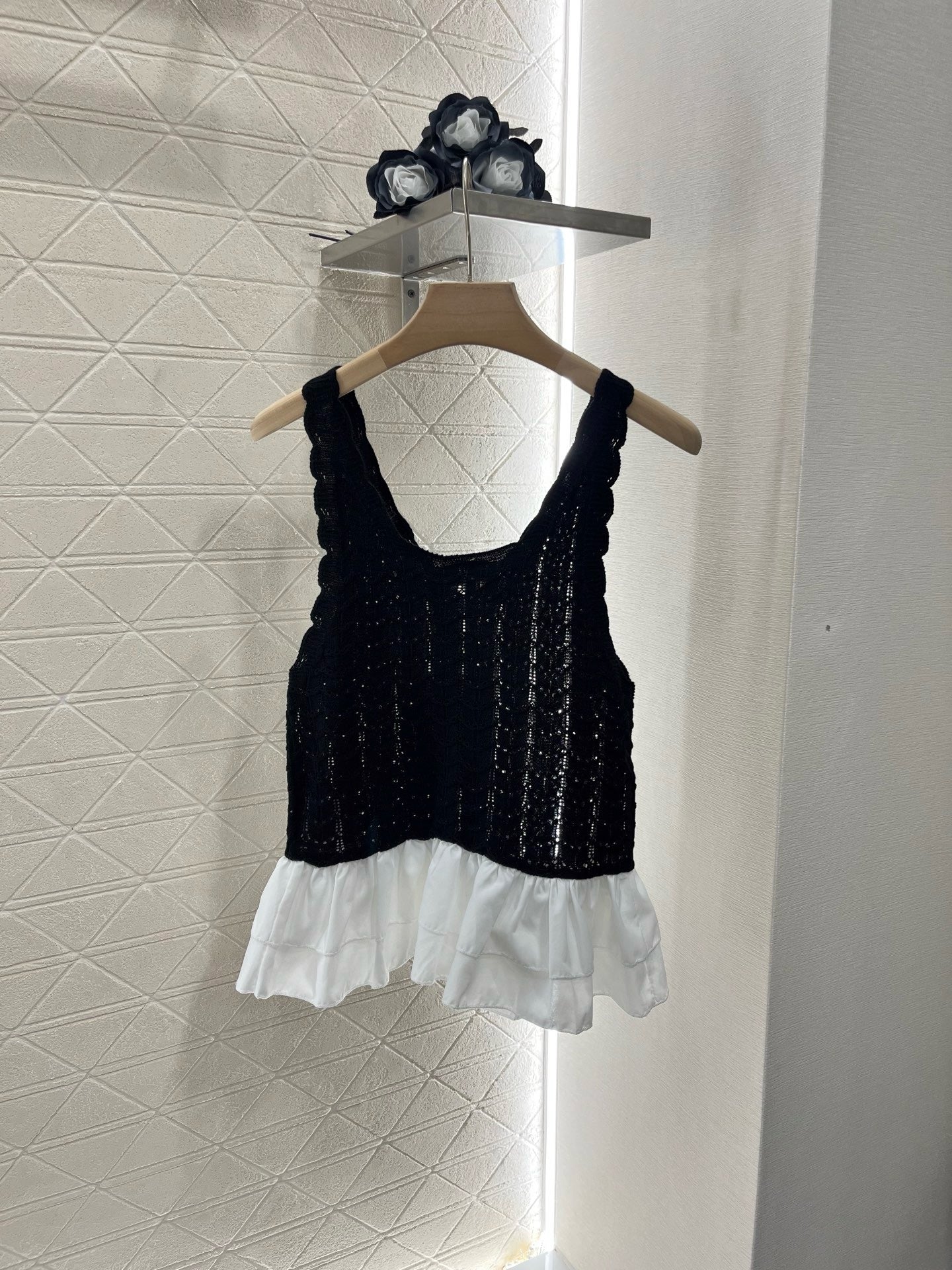 2025SS new lace knitted vest wool yarn material