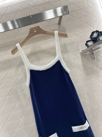 25ss Knitted contrast hem suspender skirt