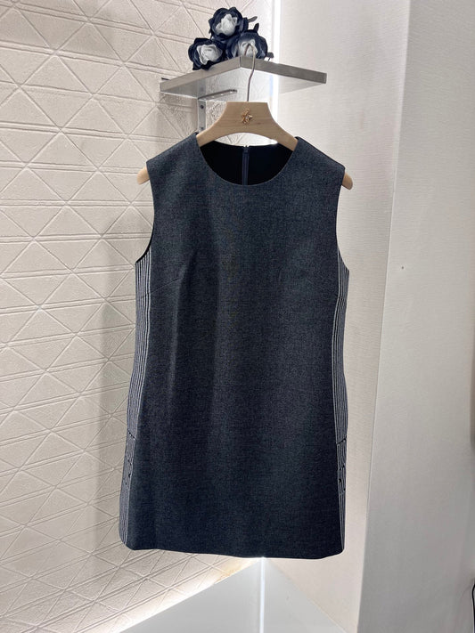 25 Straight Ribbon Vest Dress