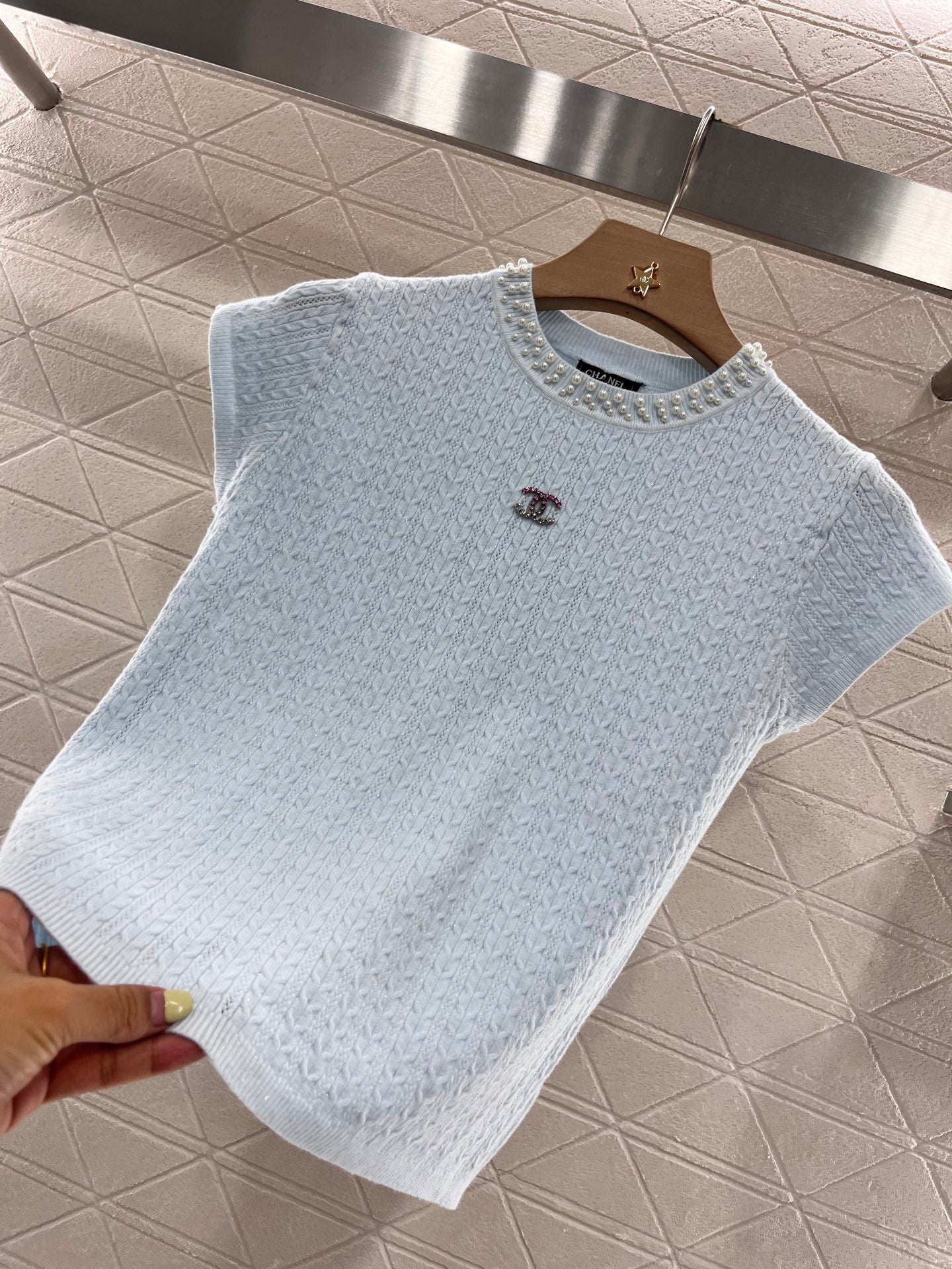 25 Pearl round neck knitted short sleeves