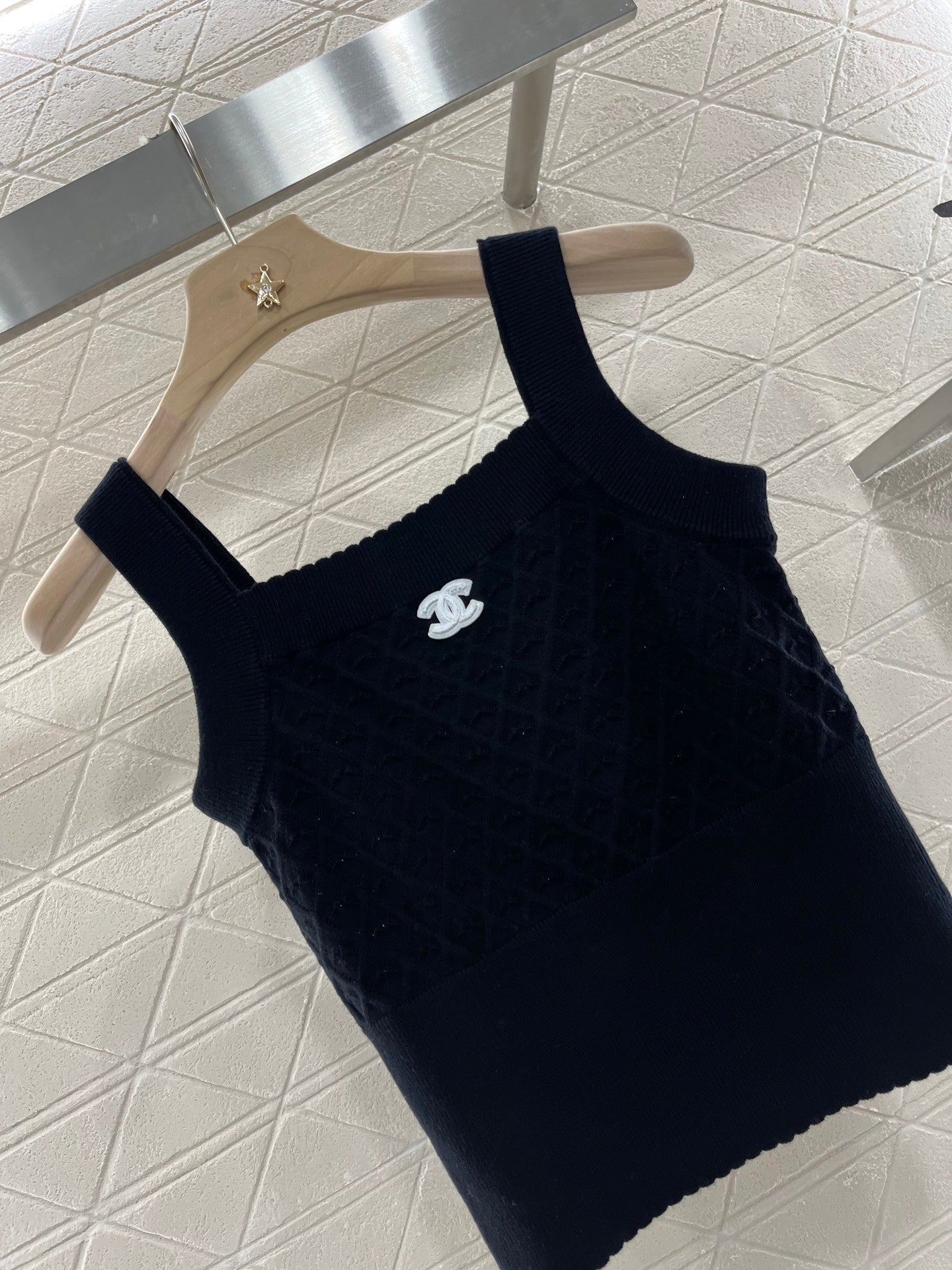 Plume Knit Vest