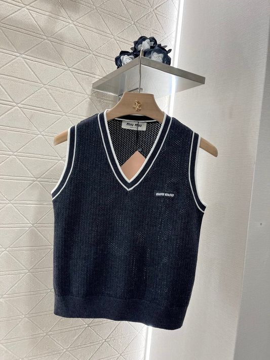 25ss Striped collar knitted vest